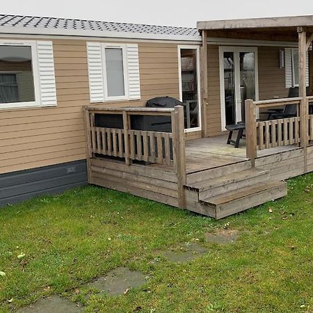 Gezellig Chalet In Het Mooie Zeeland - Oostkapelle Exterior foto